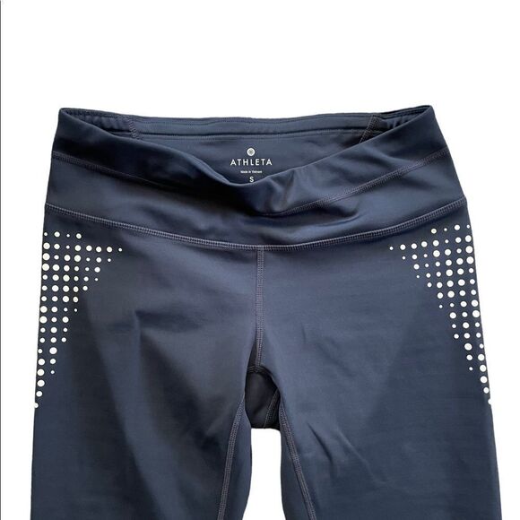 ATHLETA Gel Sonar Dot Capri Leggings Navy Blue and White Size Small - Picture 3 of 7